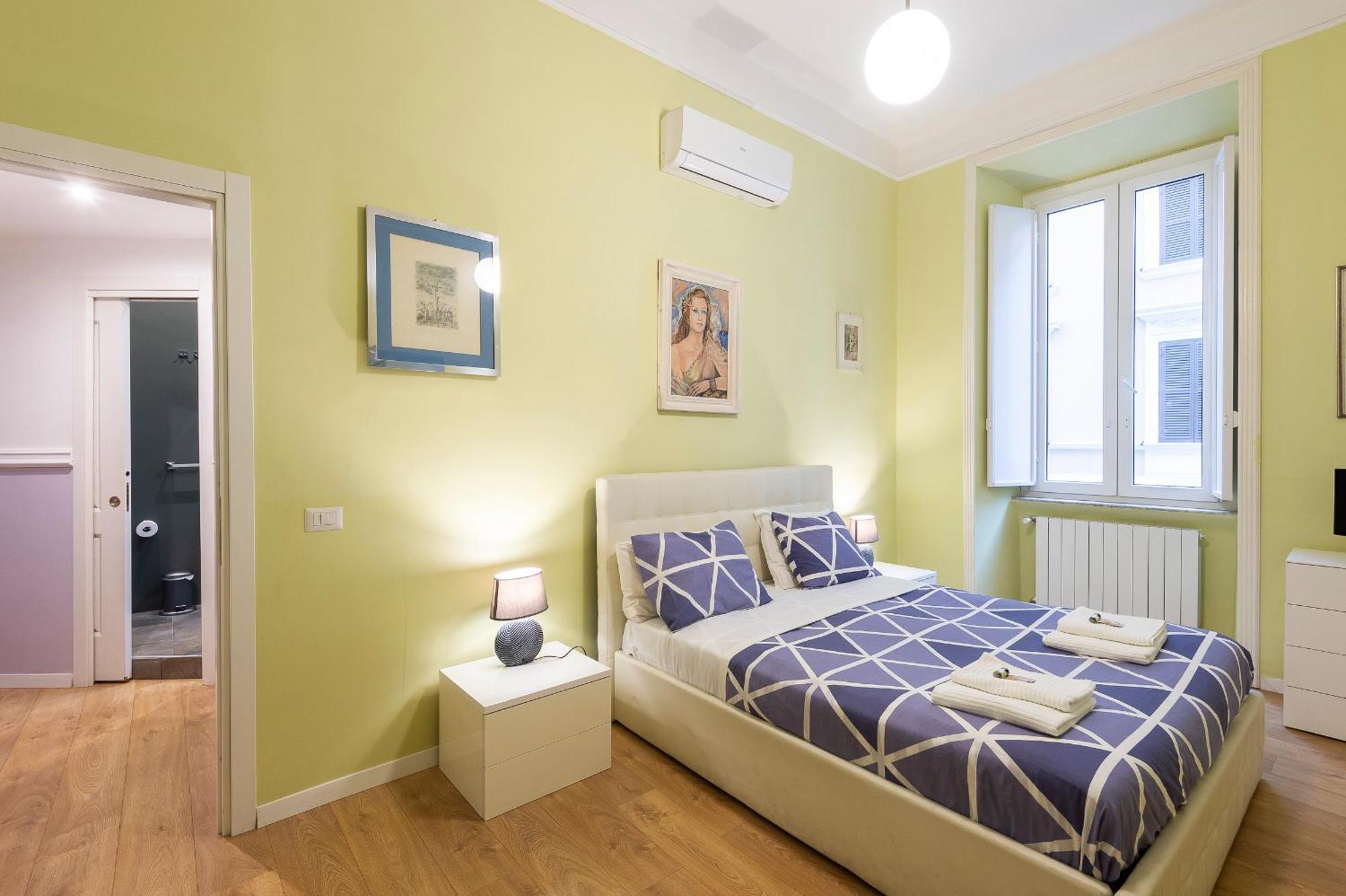Luxury Three Bedrooms Flat In Center * Rom